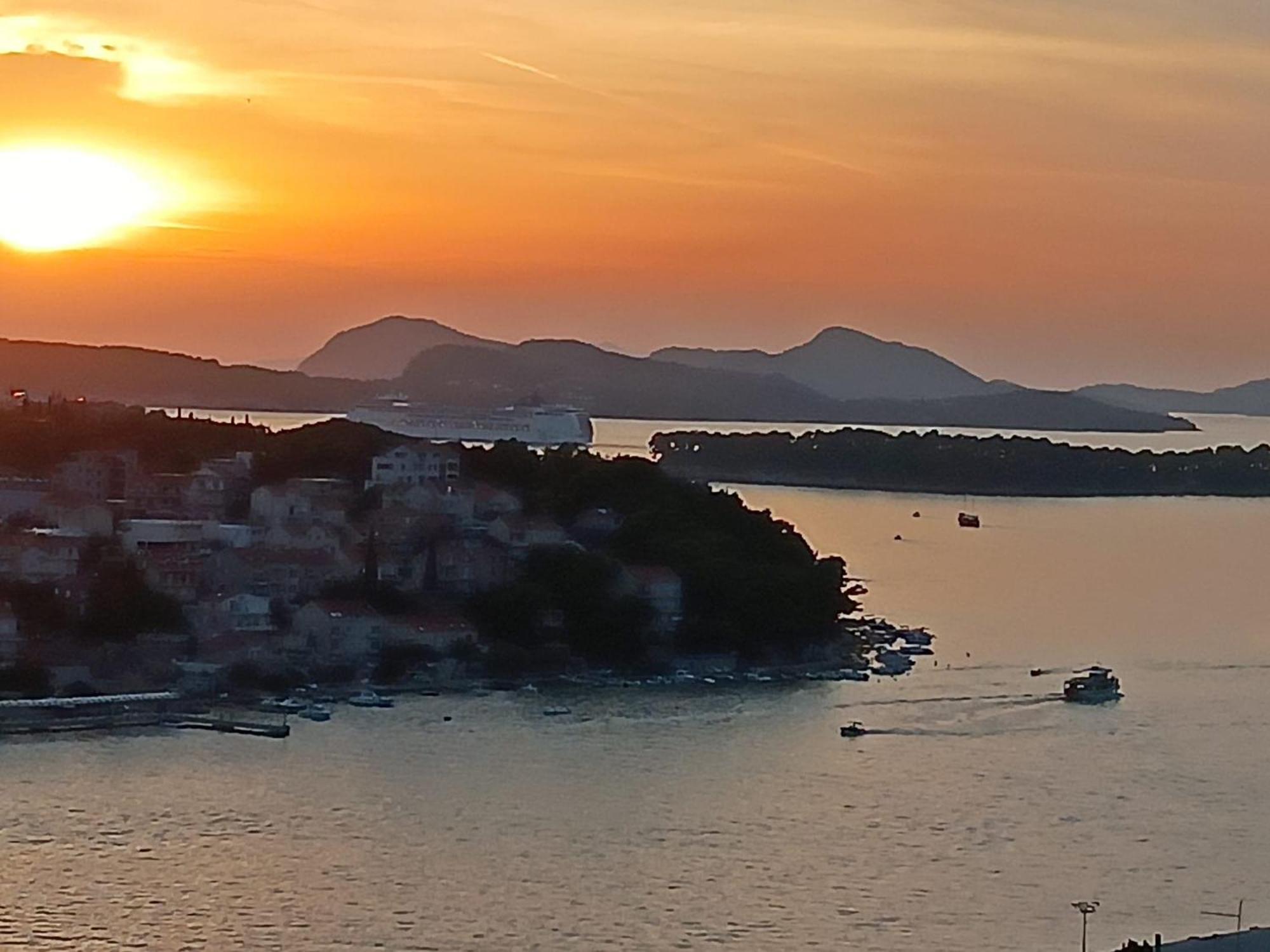 Rooms Anela With Large Common Tarrace And Beautiful Sea View Dubrovnik Buitenkant foto